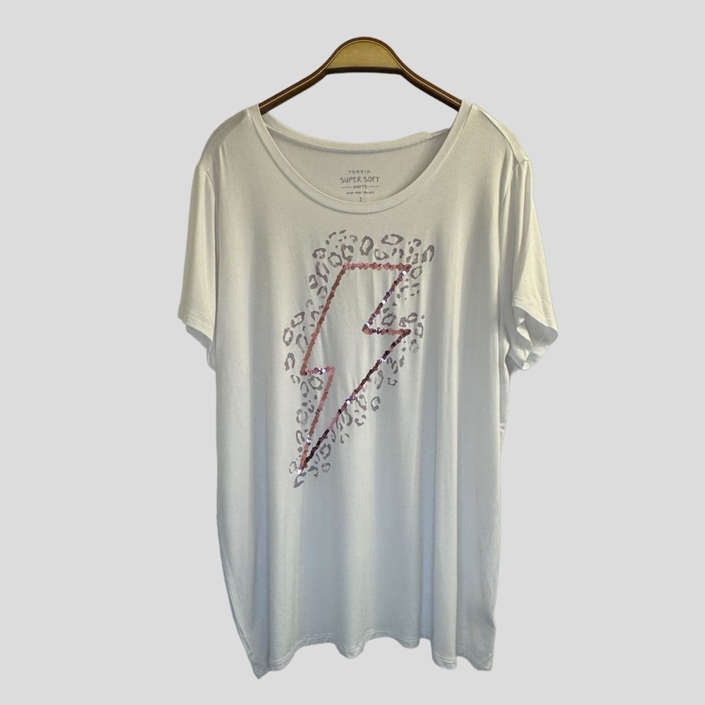 Torrid Women's Super Soft Sequin Lightning Bolt Tee White Purple Plus Size 2X